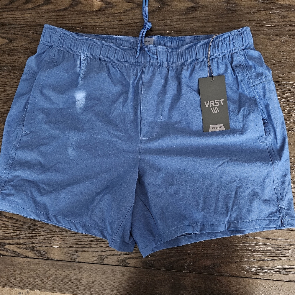NEW Men's sportswear everyday shorts
